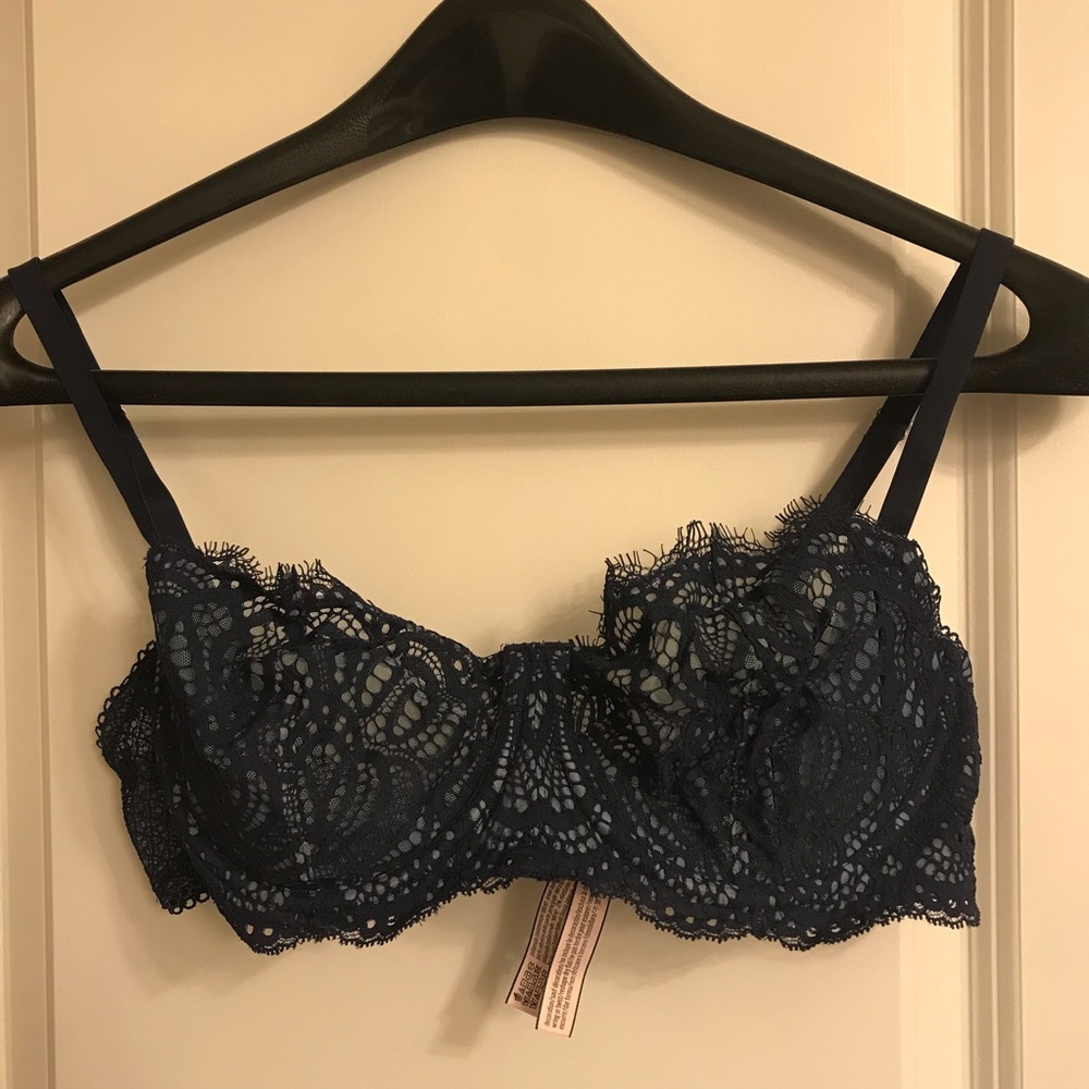 Victoria Secret Lace Underwire Bra